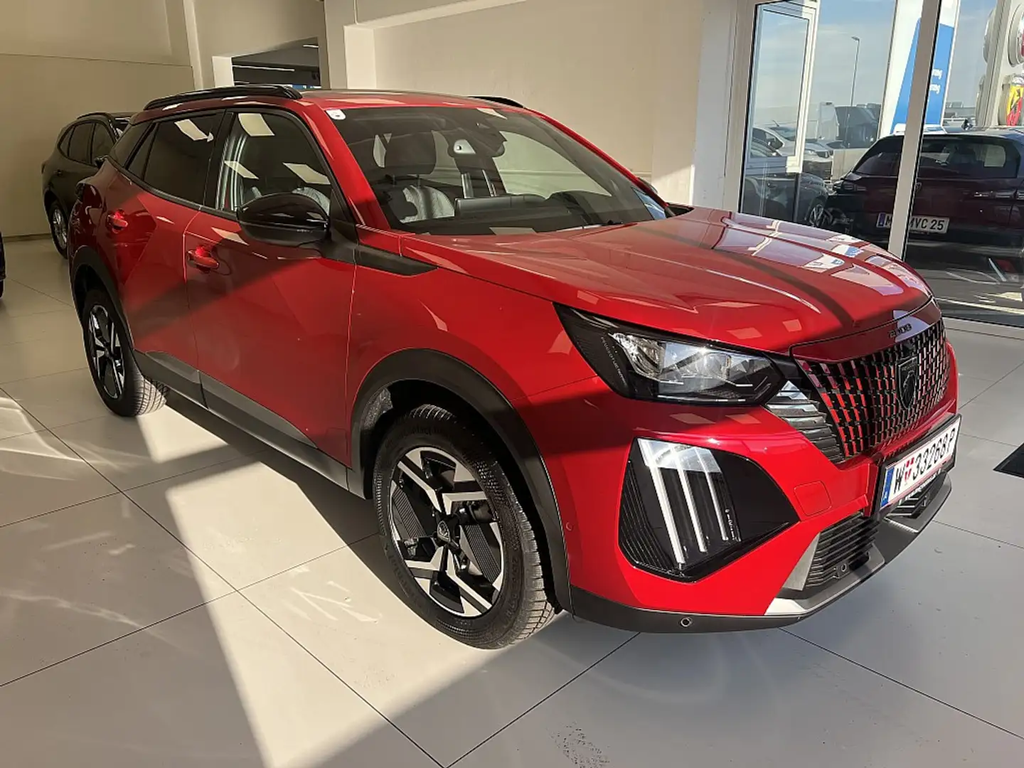 Peugeot 2008 Hybrid 136 e-DCS6 Allure Rot - 2