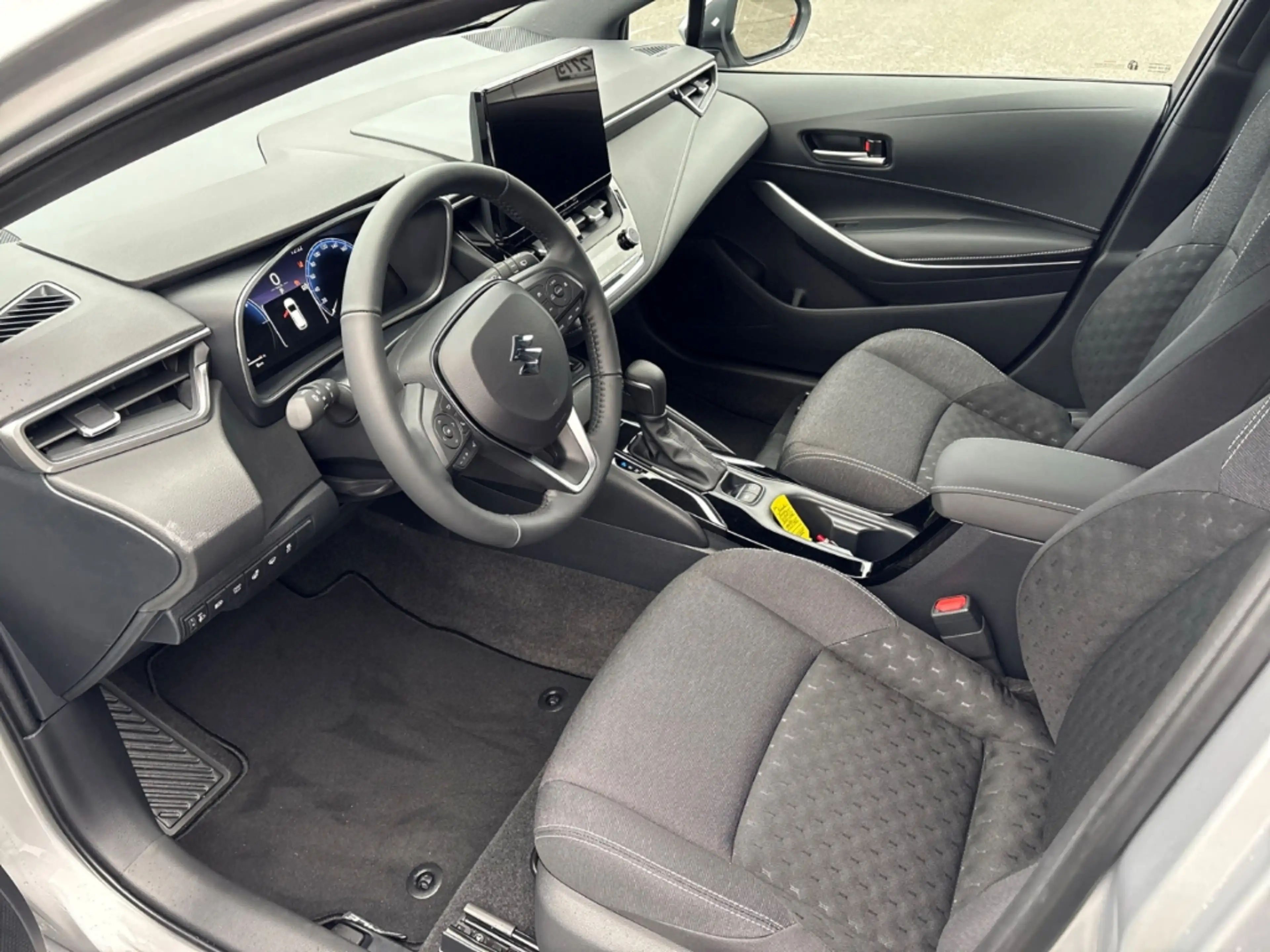 Suzuki Swace 1.8 Hybrid Comfort+ Navi Digitales Cockpit LED El. — photo 9