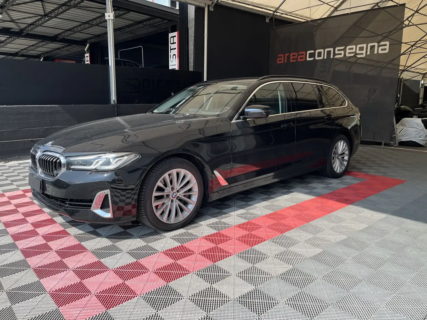 BMW 540 540d 48V xDrive Touring Luxury Nero - 1
