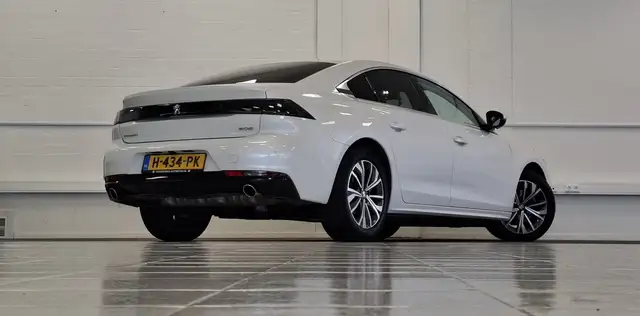 Peugeot 508 view 6