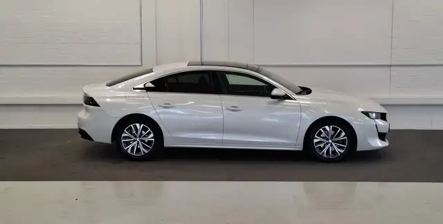 Peugeot 508 view 4