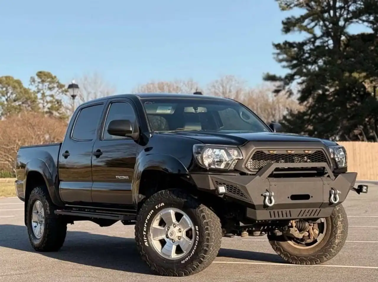 Toyota Tacoma снимка Toyota Tacoma