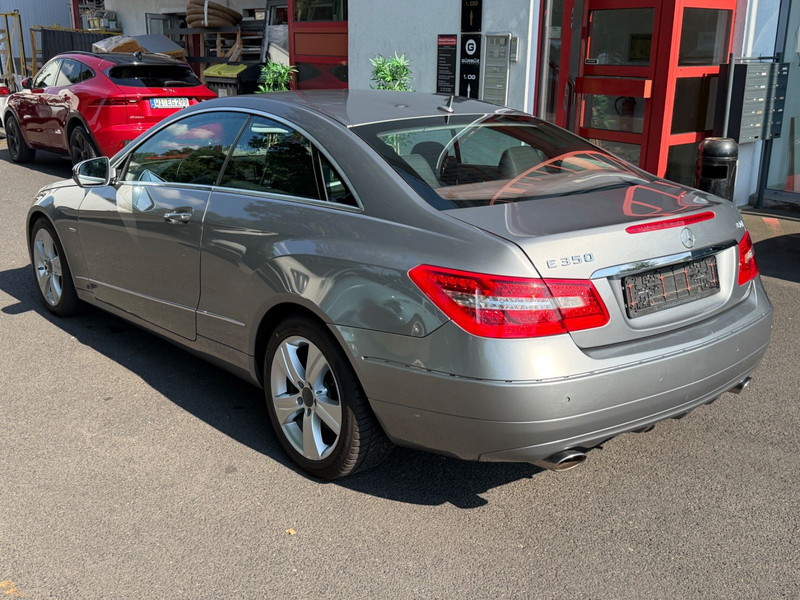 Mercedes-Benz E 350 CDI BlueEfficiency NAVI~LEDER~EU5 — photo 10