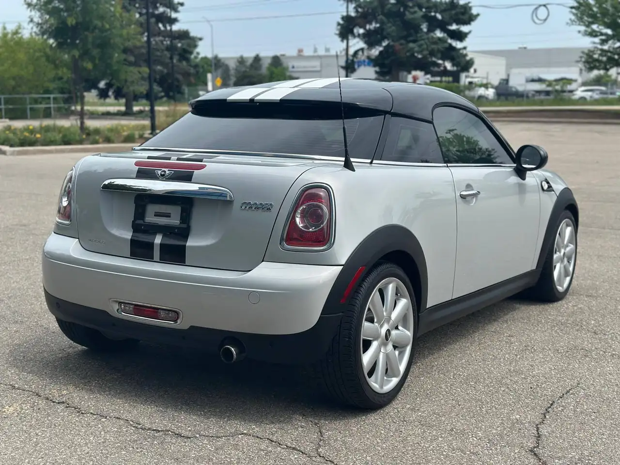 MINI Coupe снимка MINI Coupe