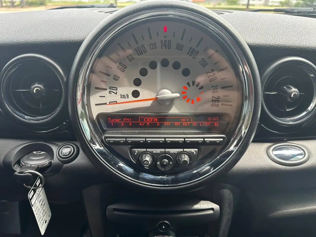 MINI Coupe снимка MINI Coupe