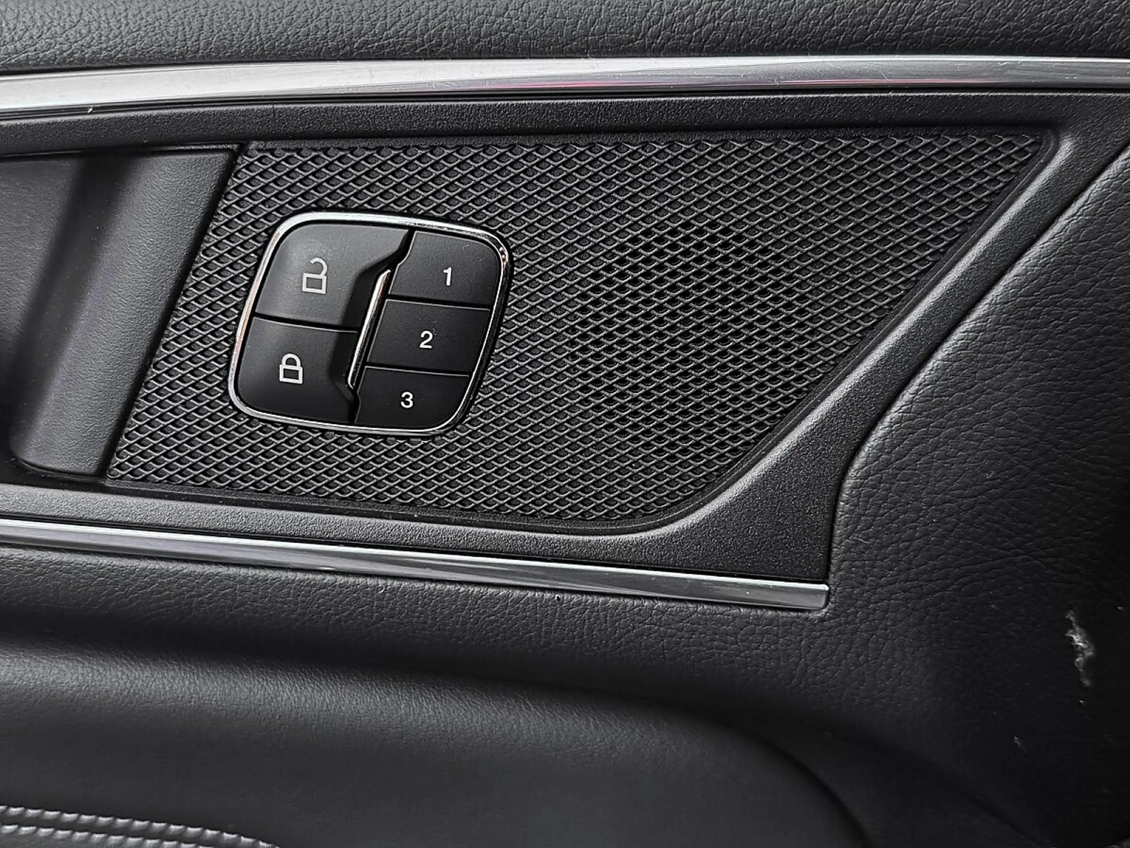 Ford S-Max S-MAX Titanium 2.0 TDCi | 7-SITZER | — photo 15