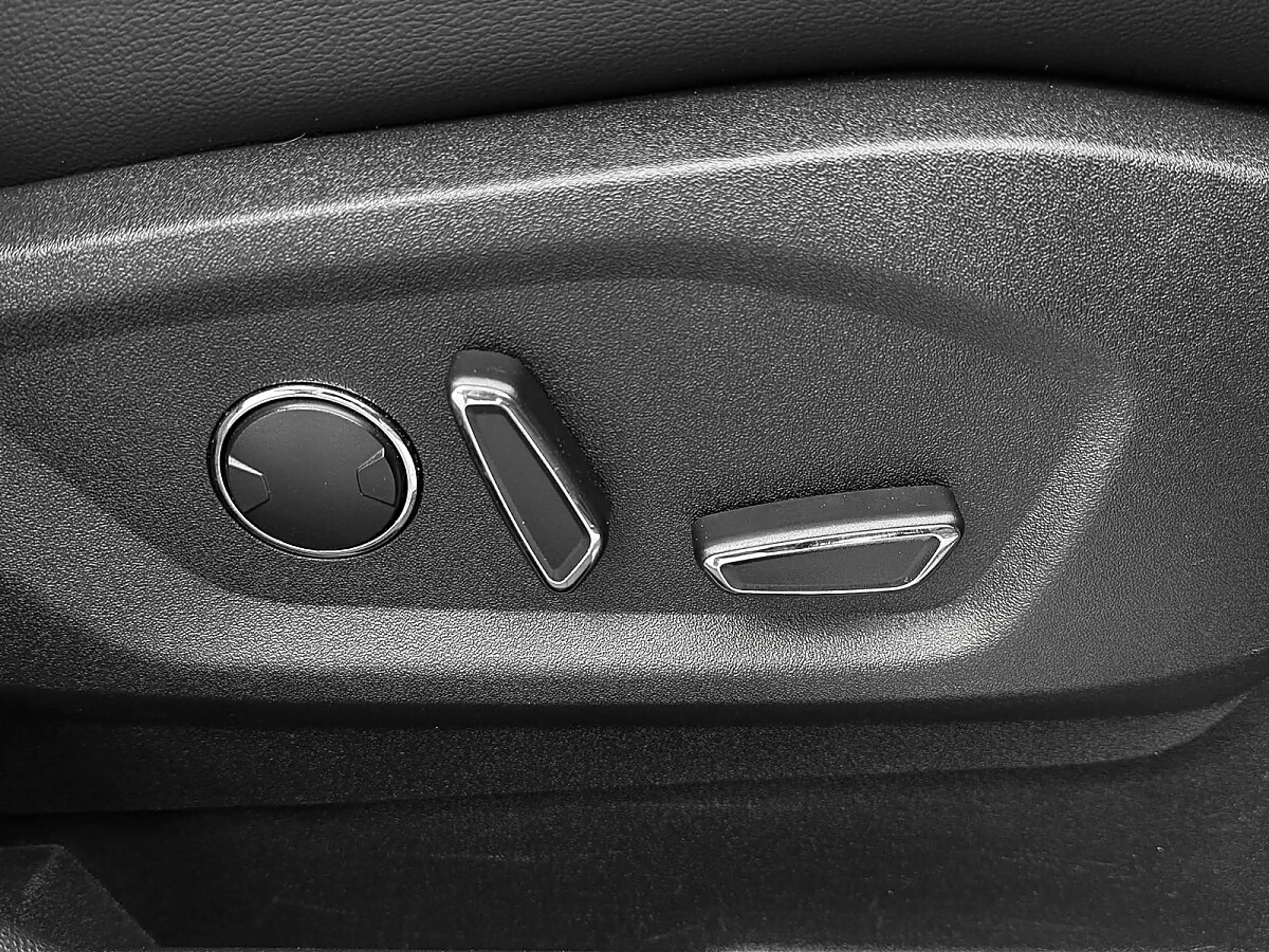 Ford S-Max S-MAX Titanium 2.0 TDCi | 7-SITZER | — photo 14