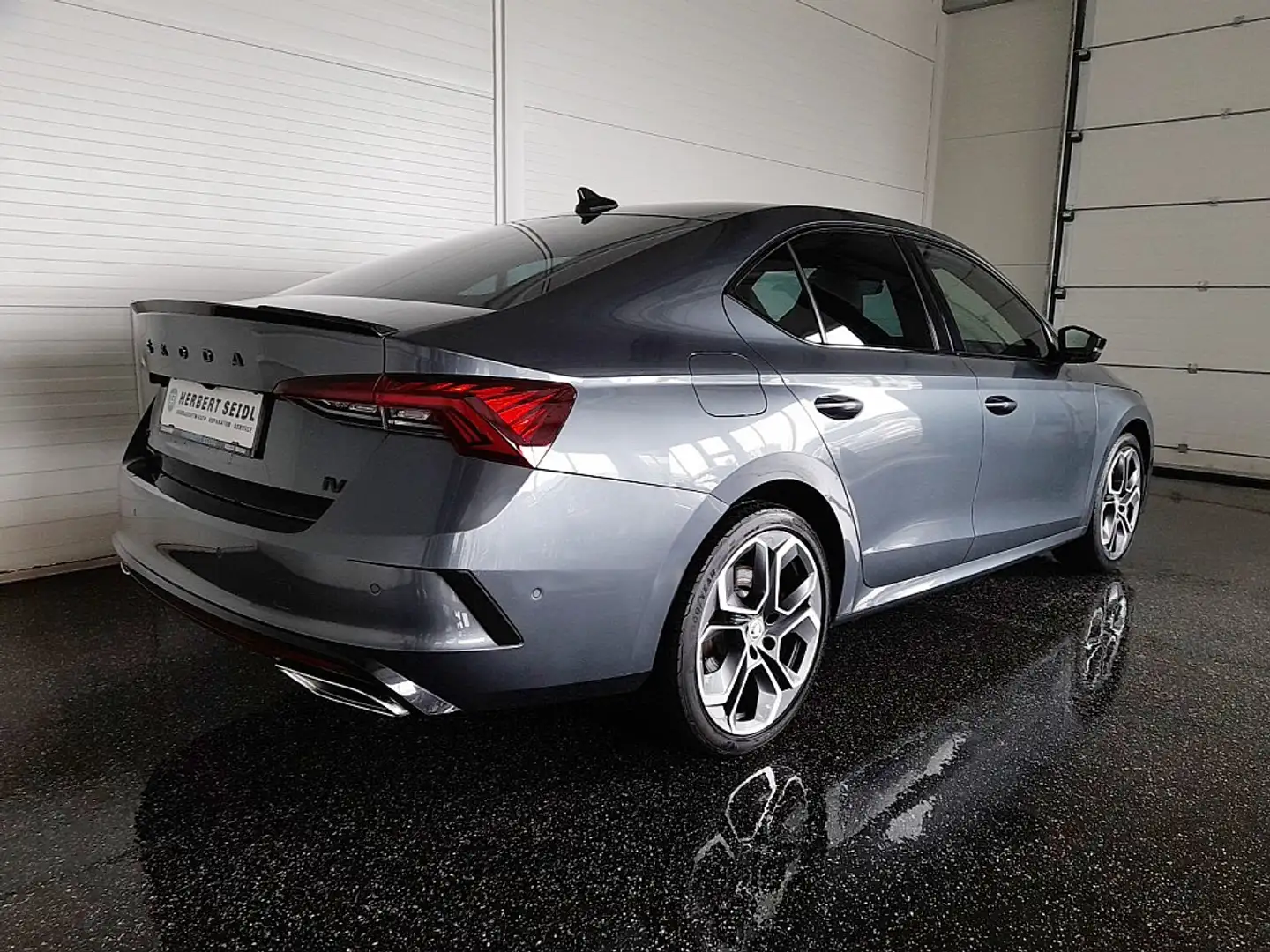 Skoda Octavia LIMO "RS EDITION" PHEV 150/245 DSG *19 ZOLL / R... Grau - 2