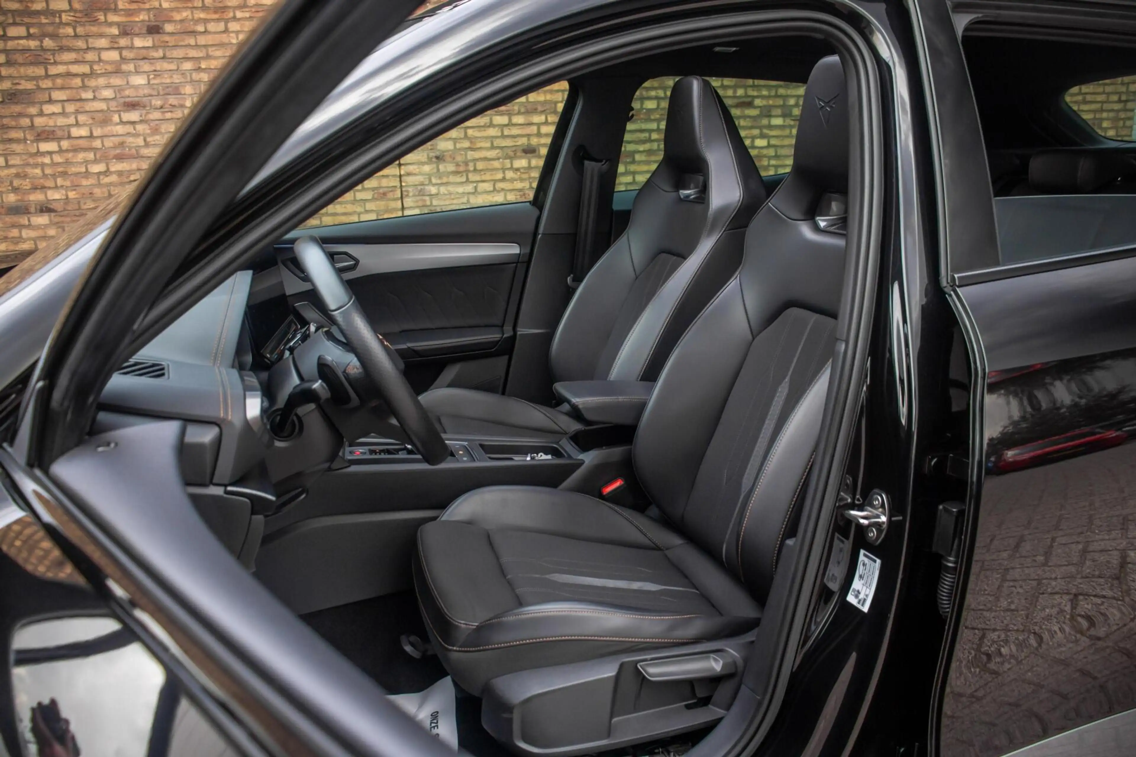 CUPRA Formentor 1.4 e-Hybrid VZ Performance 245PK, Pano, ACC — photo 10