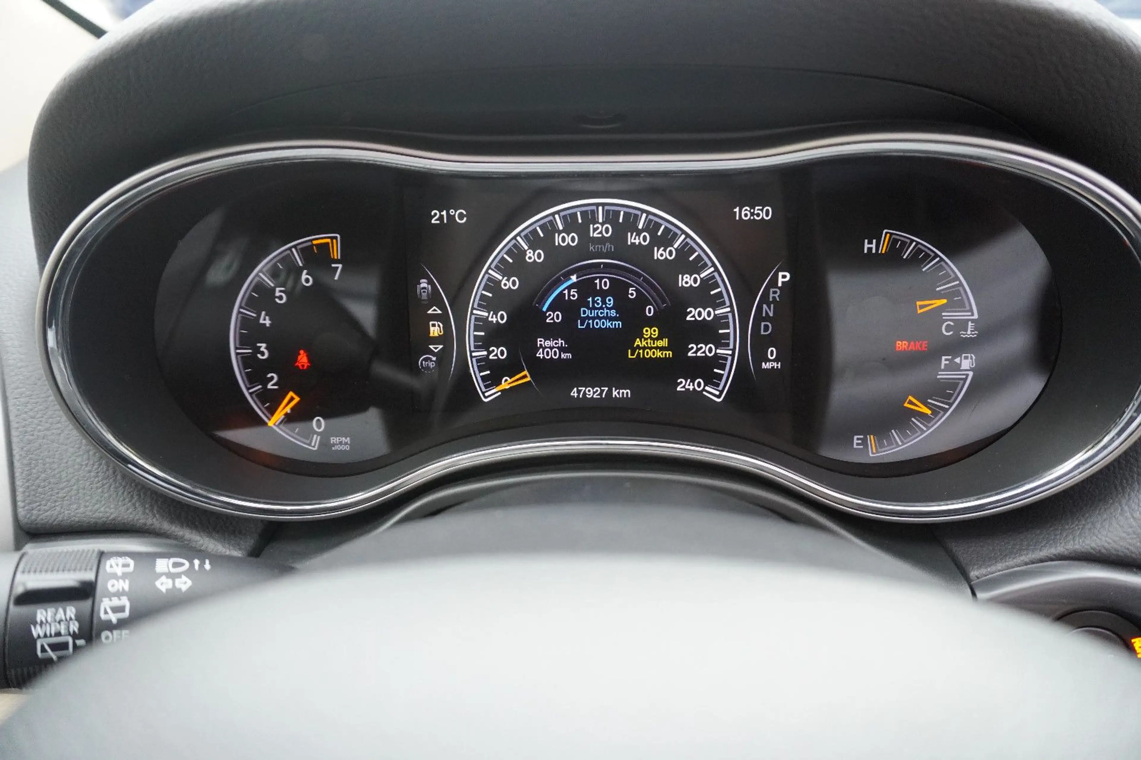 Jeep Grand Cherokee 5,7 V8 Limited *4x4*Navi*Pano* — photo 13