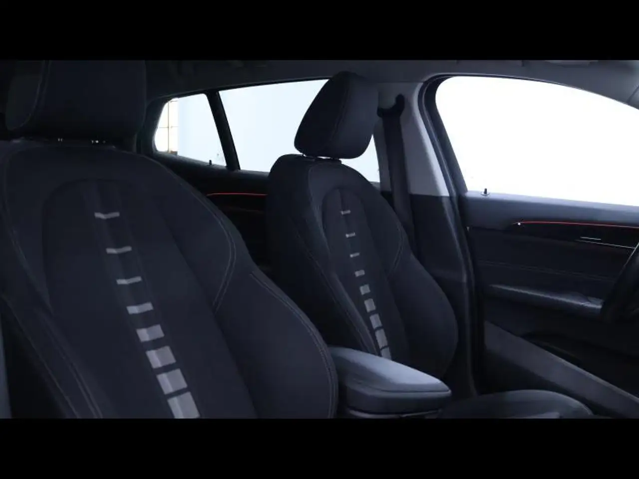 BMW X2 18d xDrive 150 Steptronic Advantage, миниатюра 13