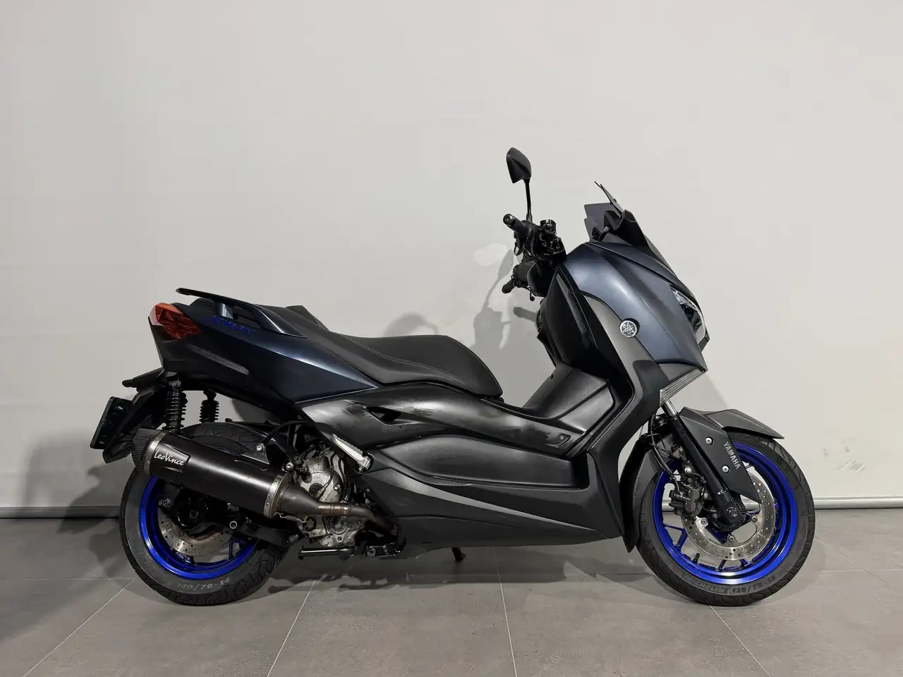 Yamaha X-Max 300