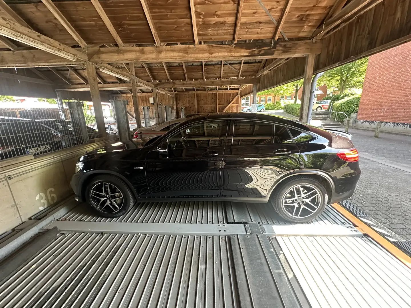Mercedes-Benz GLC 43 AMG GLC 43 AMG 4Matic (253.364) Schwarz - 2