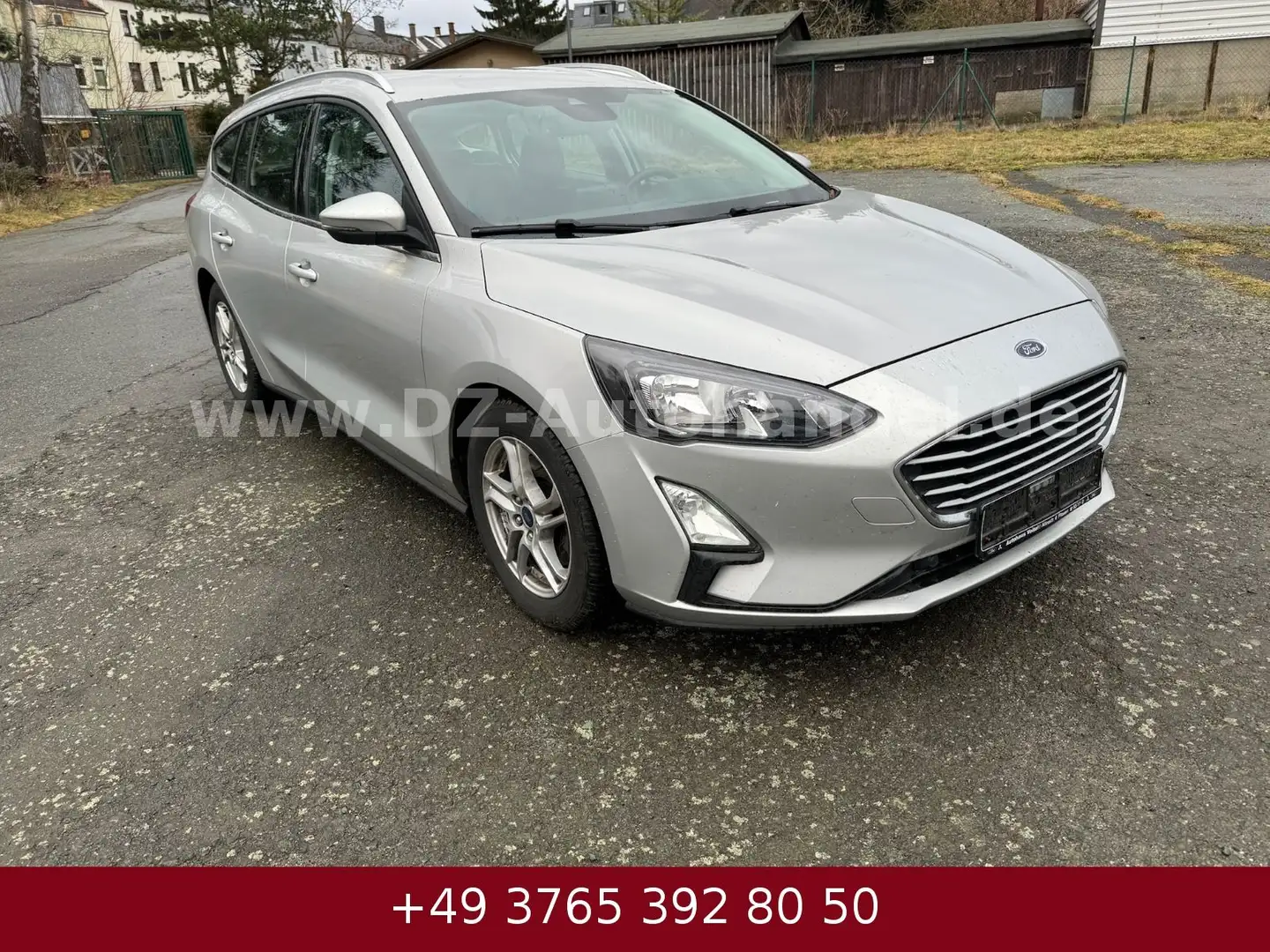Ford Focus Turnier Cool & Connect 130 TKM Navi, PDC Silber - 2