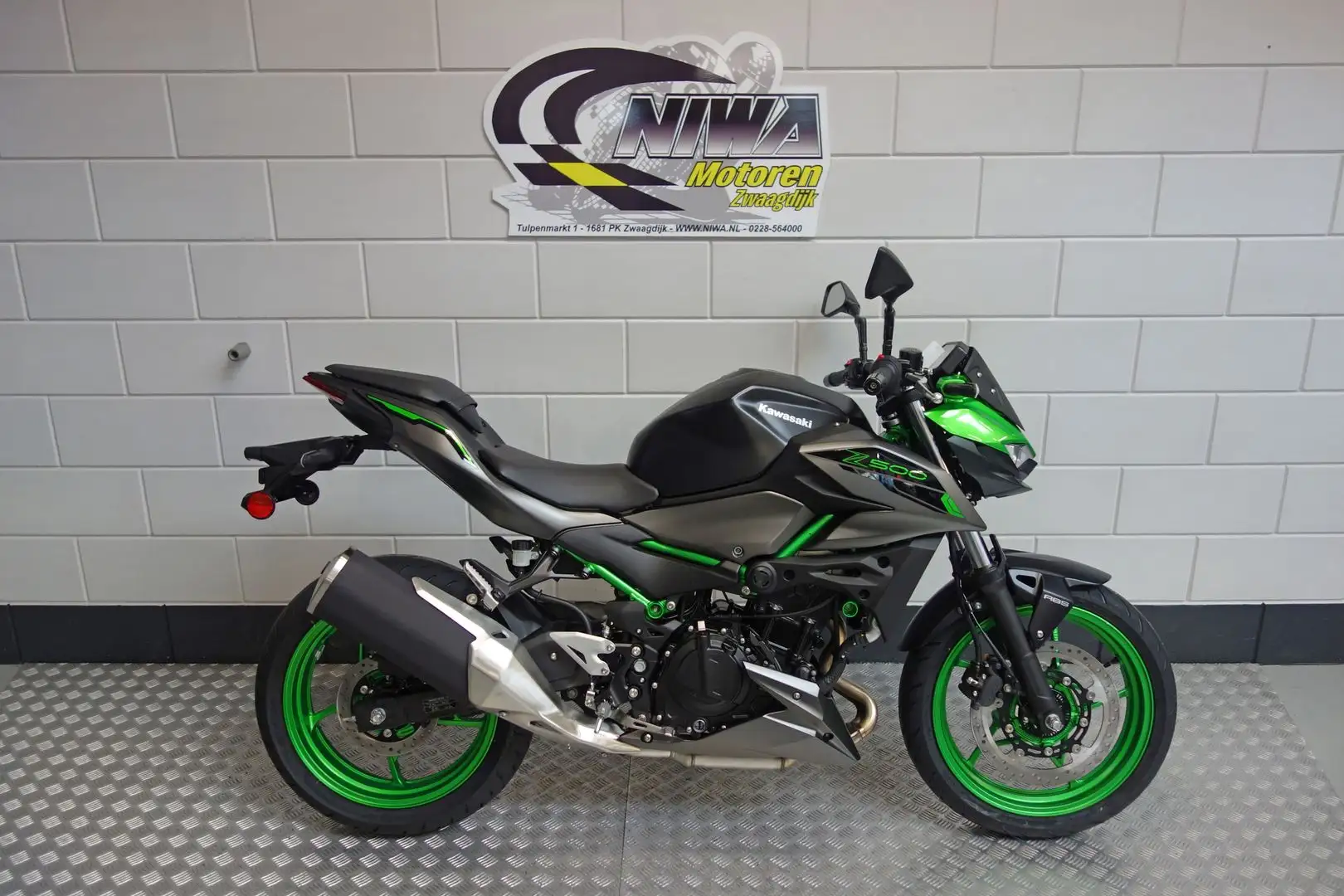 Kawasaki Z 500 SE Zielony - 1