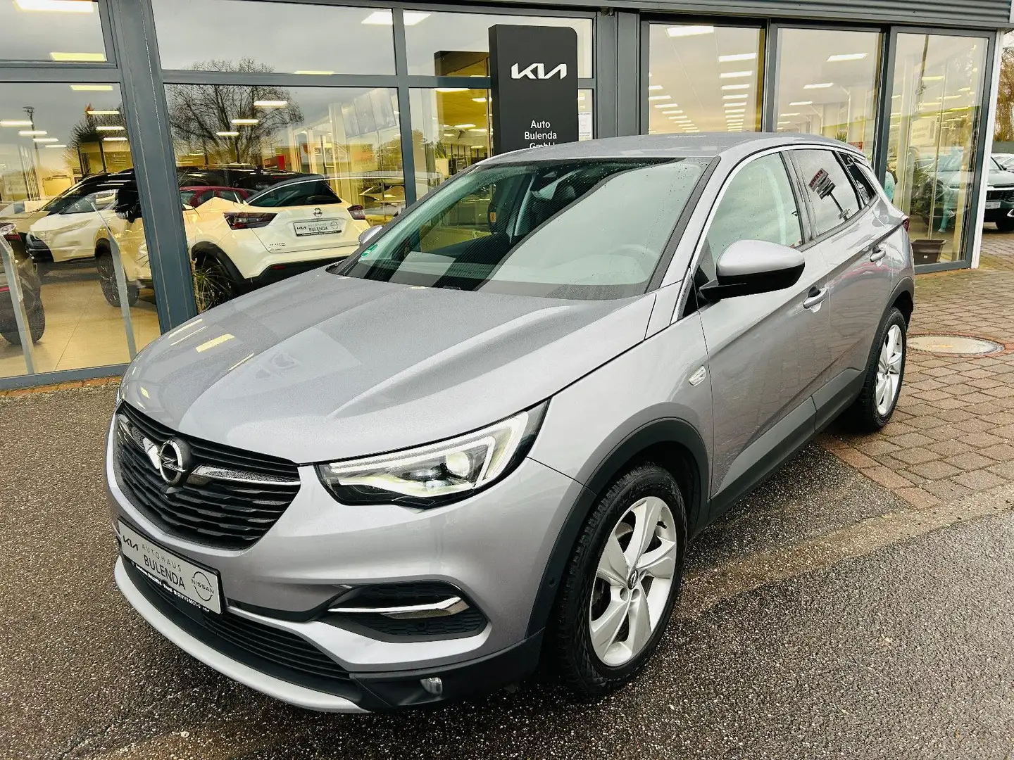 Opel Grandland X 1.2 Start/Stop INNOVATION Grau - 2