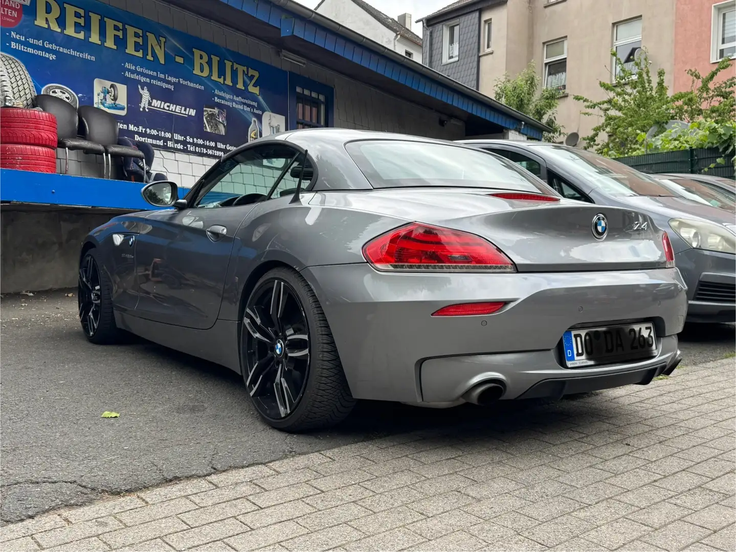BMW Z4 sDrive35is Aut. Gris - 1