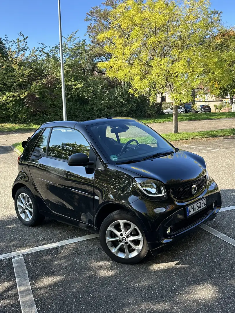 smart forTwo fortwo cabrio 66 kW turbo twinamic passion Schwarz - 1