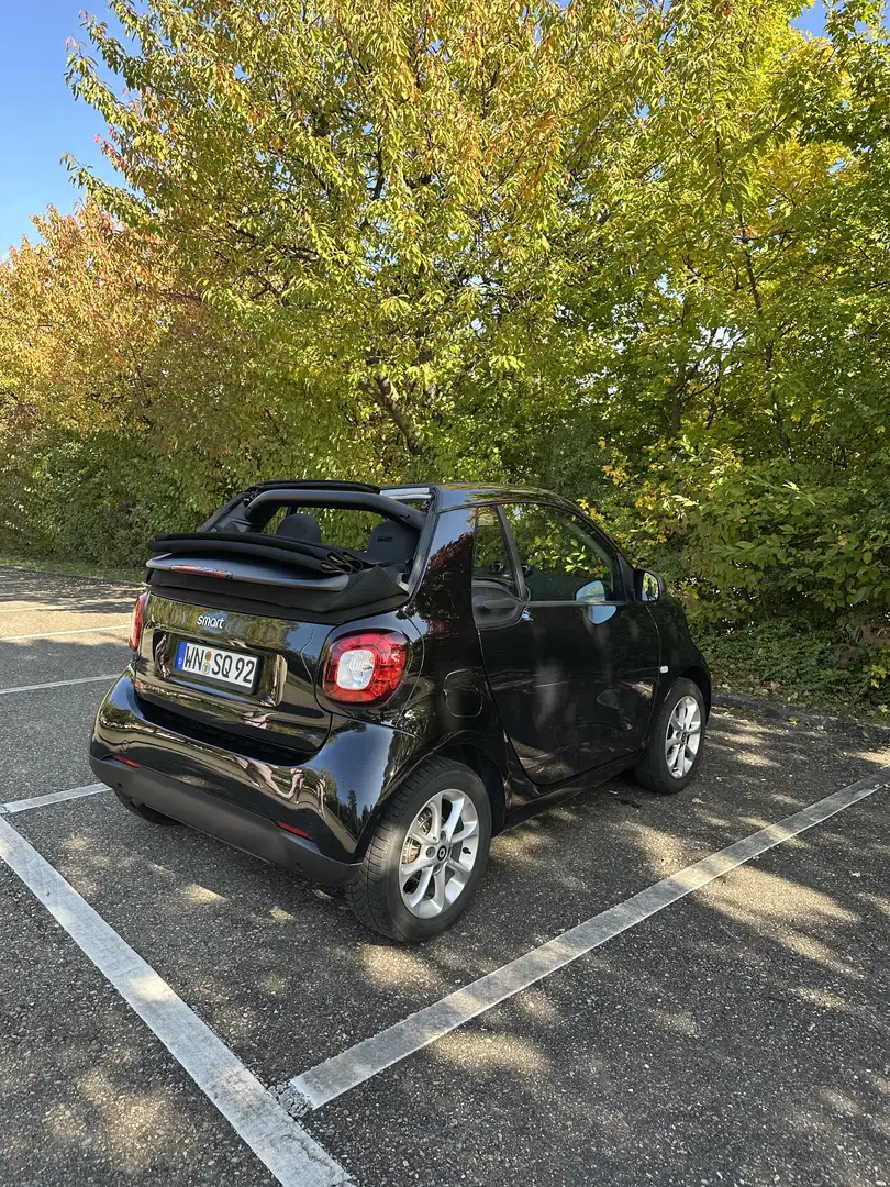smart forTwo fortwo cabrio 66 kW turbo twinamic passion Schwarz - 2