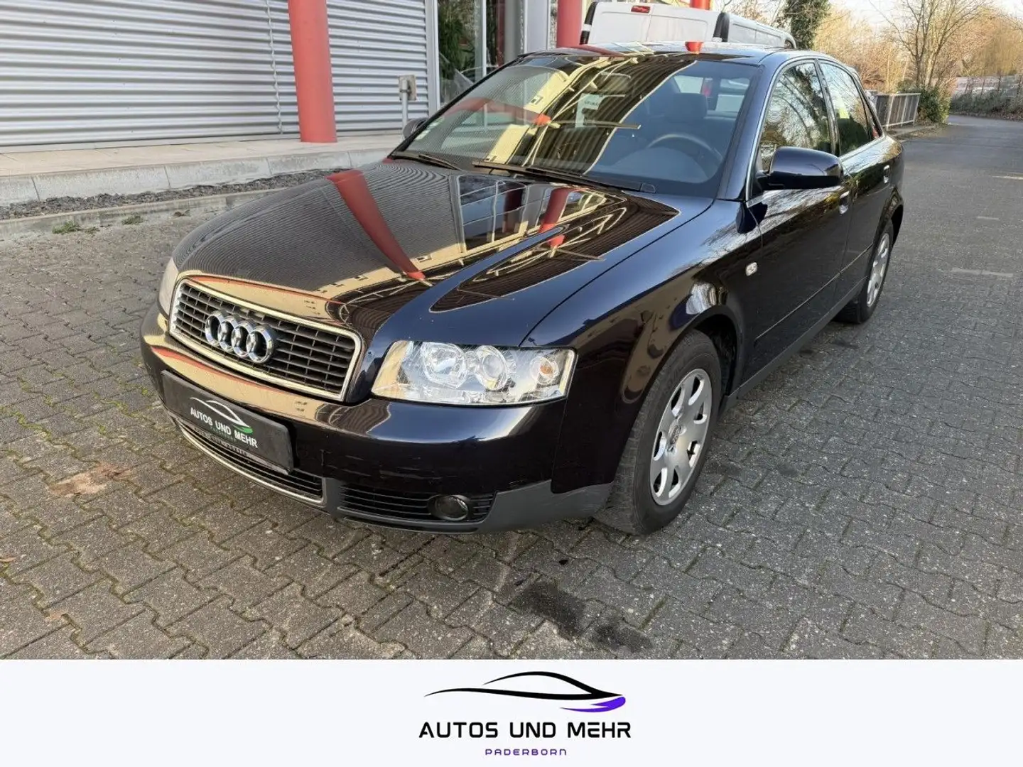 Audi A4 Lim. 2.0 Klima Einparkhilfe Fenster el. Blau - 1