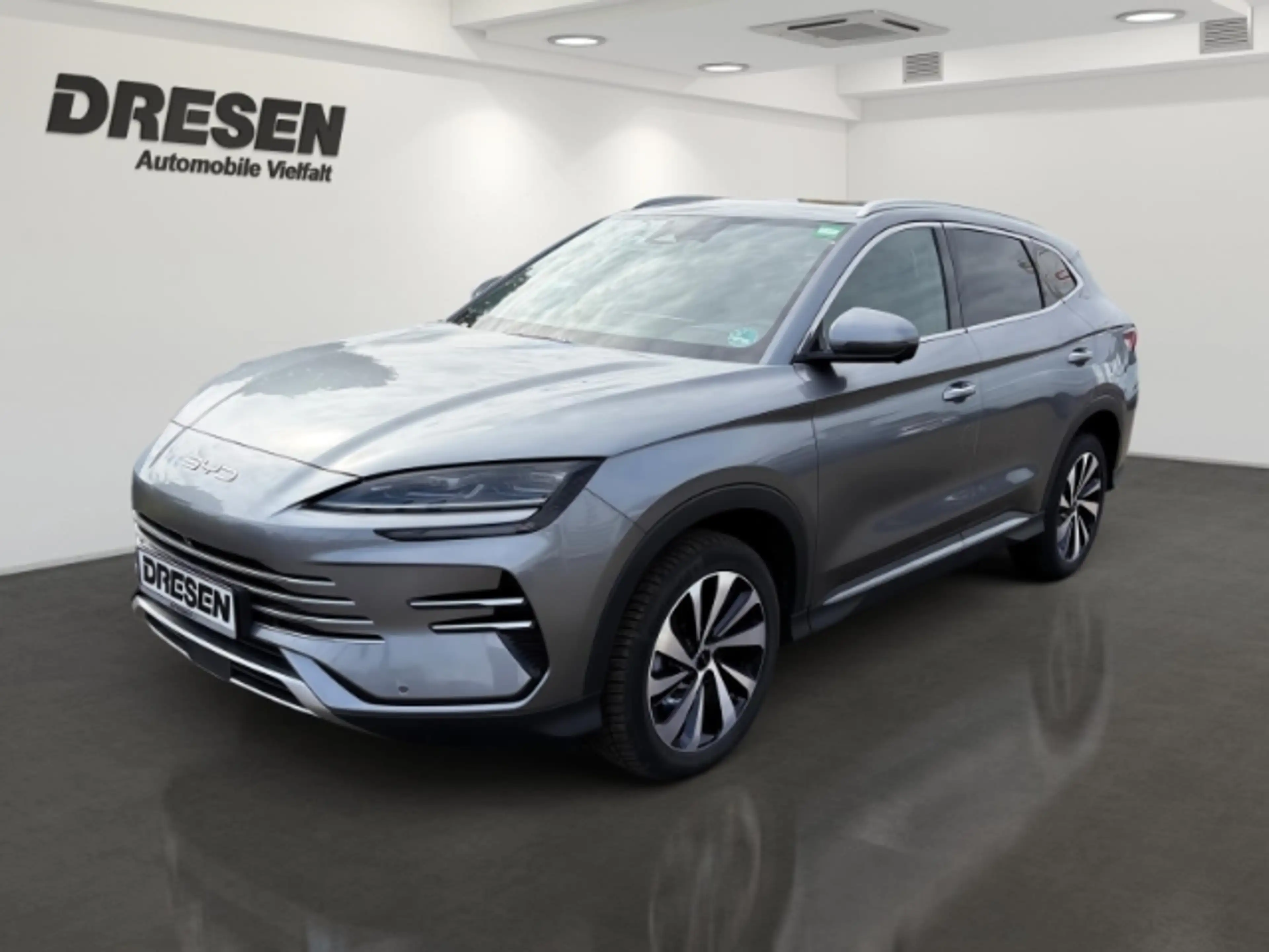BYD Seal U Boost 1.5 elektr. Heckklappe/Sitzheizung/Klimaauto — photo 2