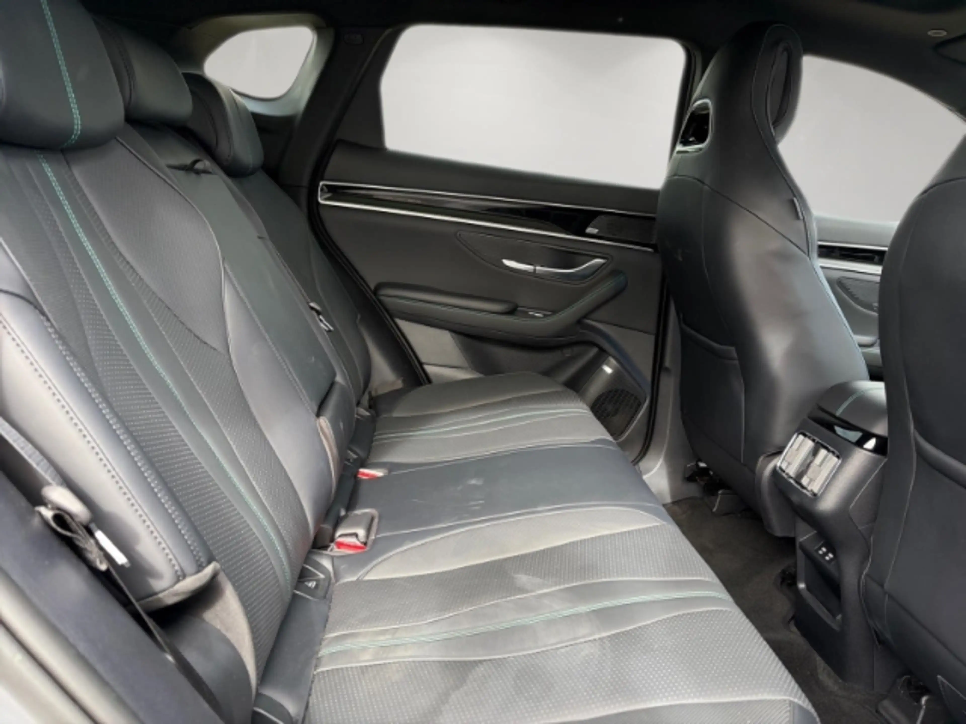 BYD Seal U Boost 1.5 elektr. Heckklappe/Sitzheizung/Klimaauto — photo 14