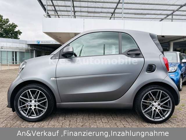 smart forTwo Brabus Xclusive 109Ps JBL/KAMERA/PANO/NAV