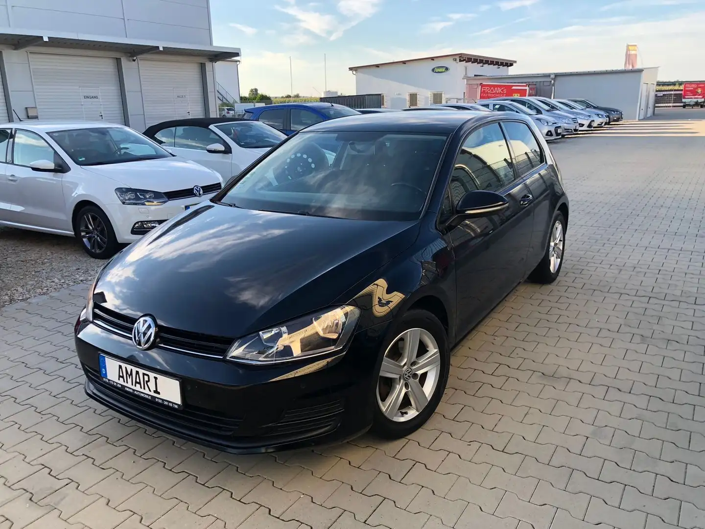 Volkswagen Golf VII Lim. Trendline BMT*8Fach*Tüv Neue* Schwarz - 1