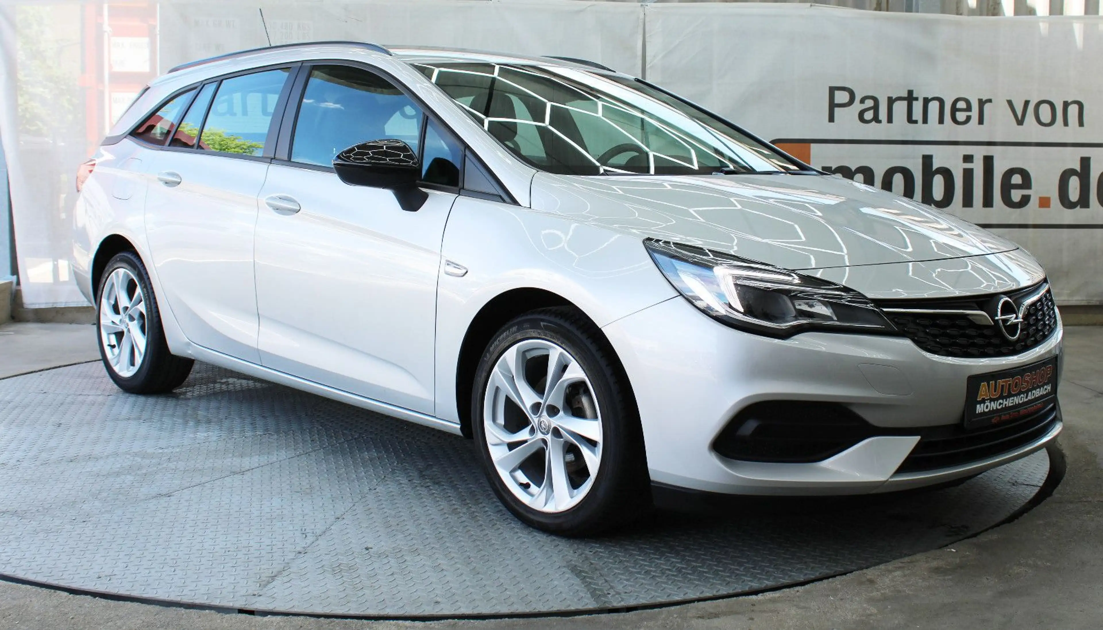 Opel Astra K Sports Tourer*Tüv&Insp.*1.Hd*Automatik* — photo 6