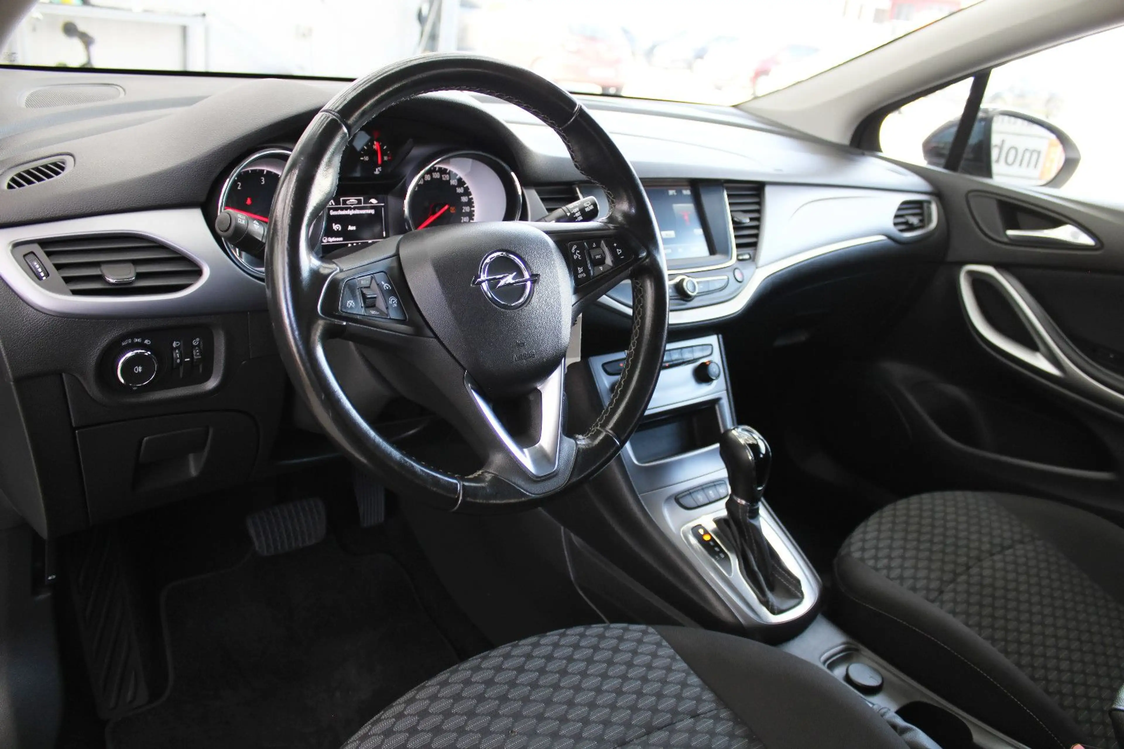 Opel Astra K Sports Tourer*Tüv&Insp.*1.Hd*Automatik* — photo 10