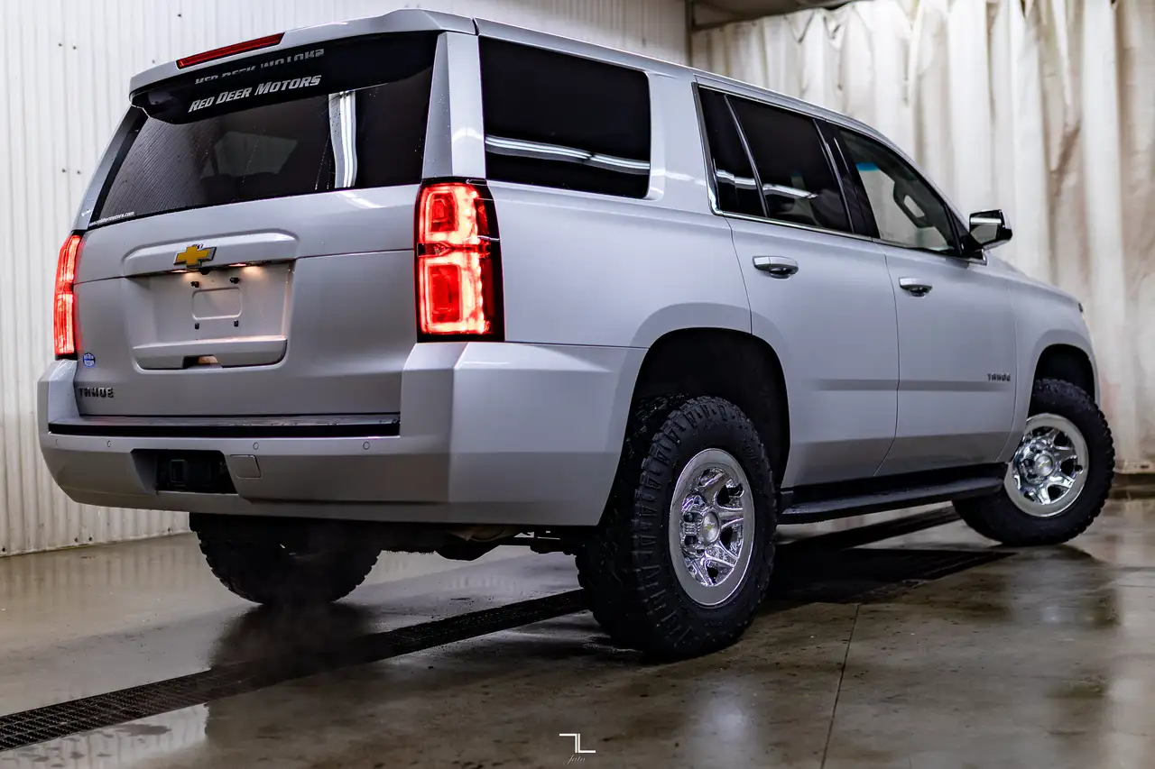 Chevrolet Tahoe снимка Chevrolet Tahoe