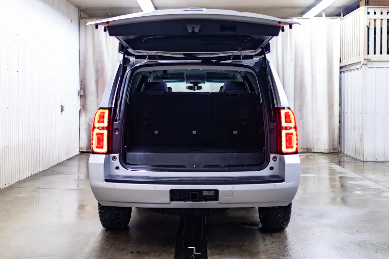 Chevrolet Tahoe снимка Chevrolet Tahoe