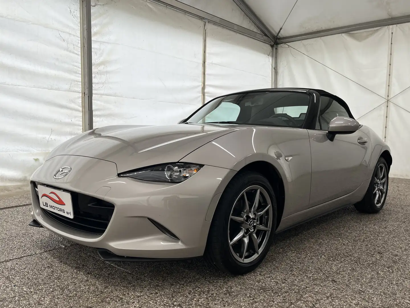 Mazda MX-5 MX-5 1.5 Exclusive-Line Gris - 1