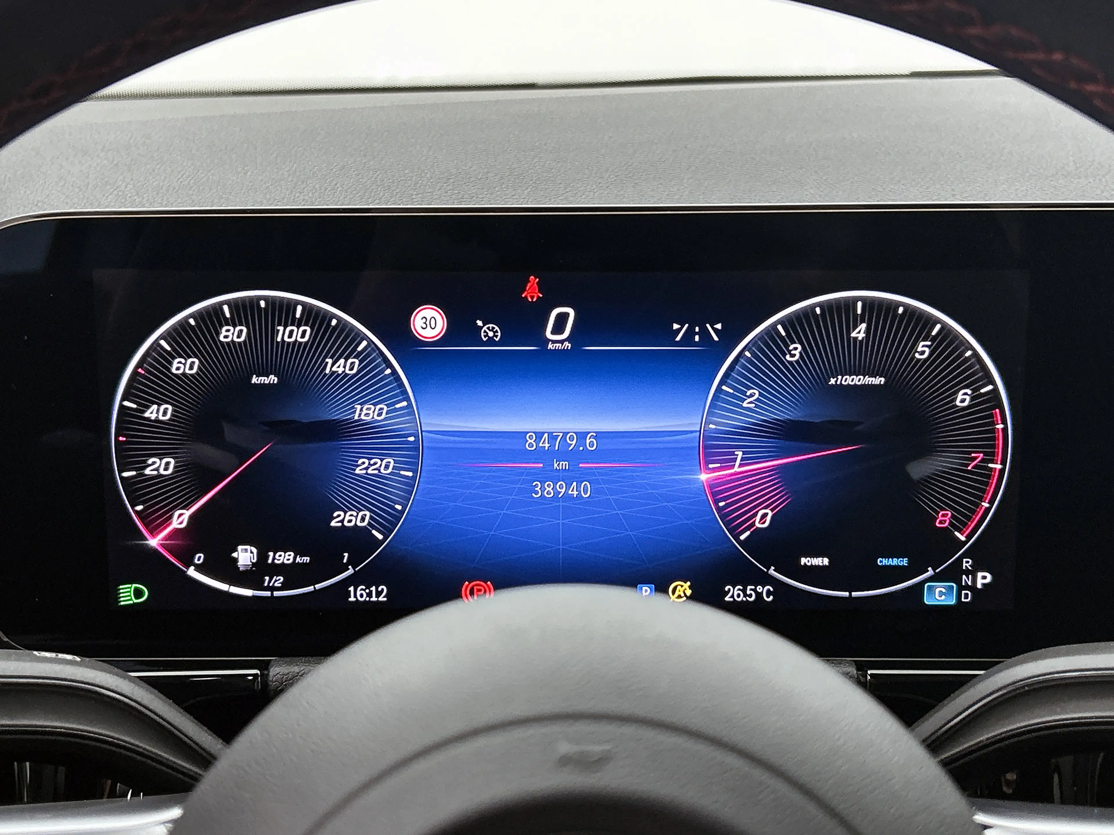 Mercedes-Benz GLA 180 AMG Line | Night pakket | Alarm klasse 3 | Trekhaa — photo 5