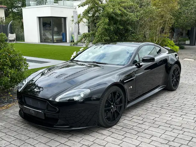 Aston Martin Vantage V12 5.9i Sportshift III