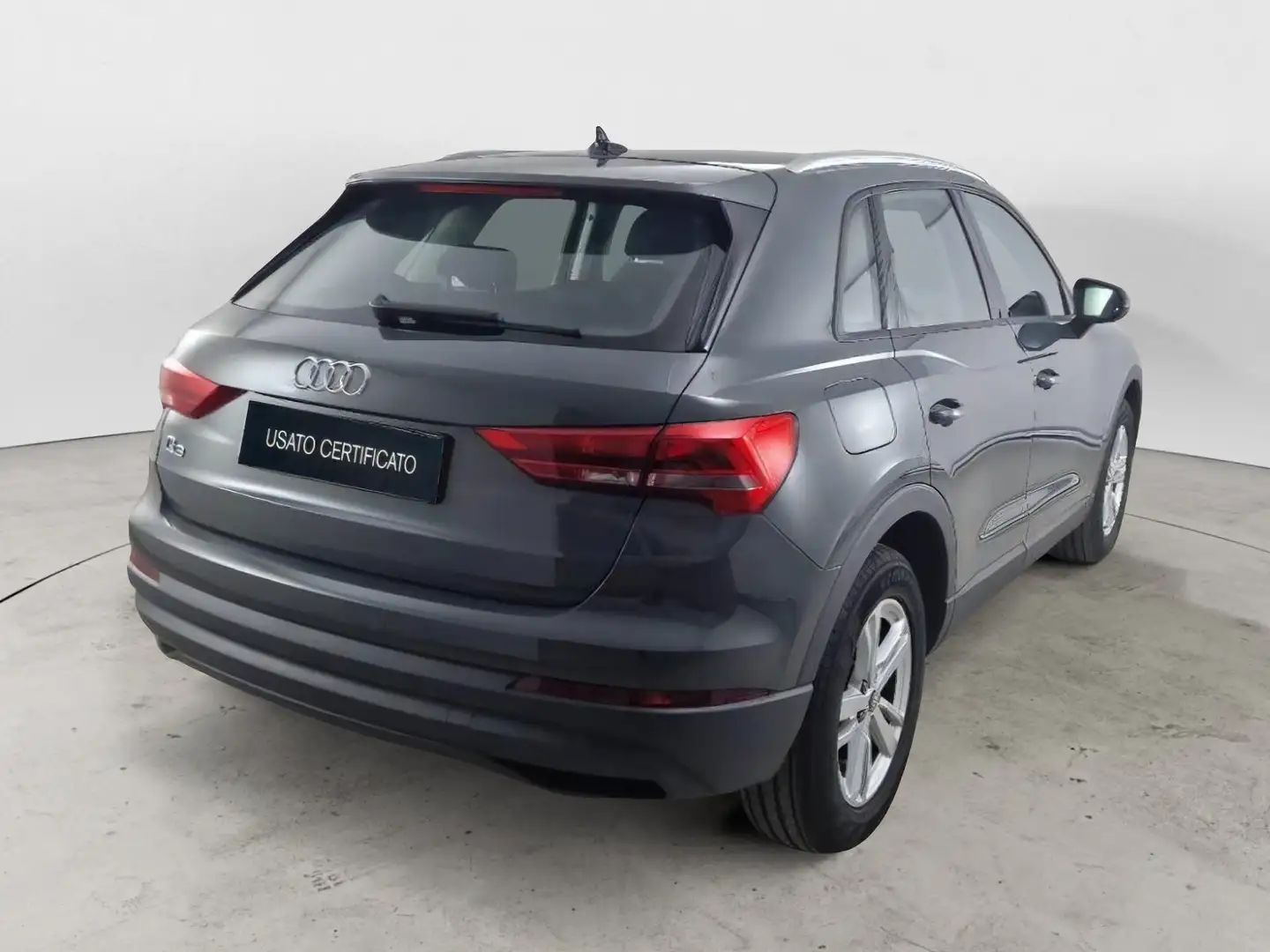 Audi Q3 35 TDI 150 CV Automatica NAVI LED Business Grigio - 2
