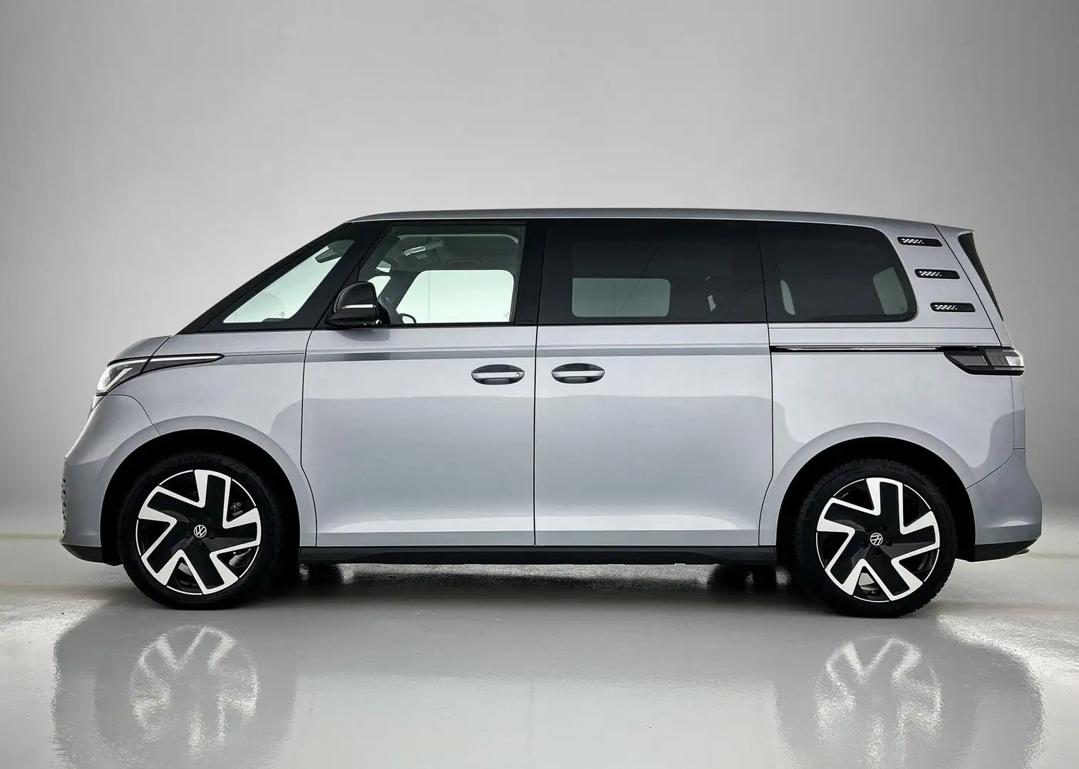 Volkswagen ID. Buzz 1st 77kWh 204 PK | Automaat | Apple carplay | Andr Grigio - 2
