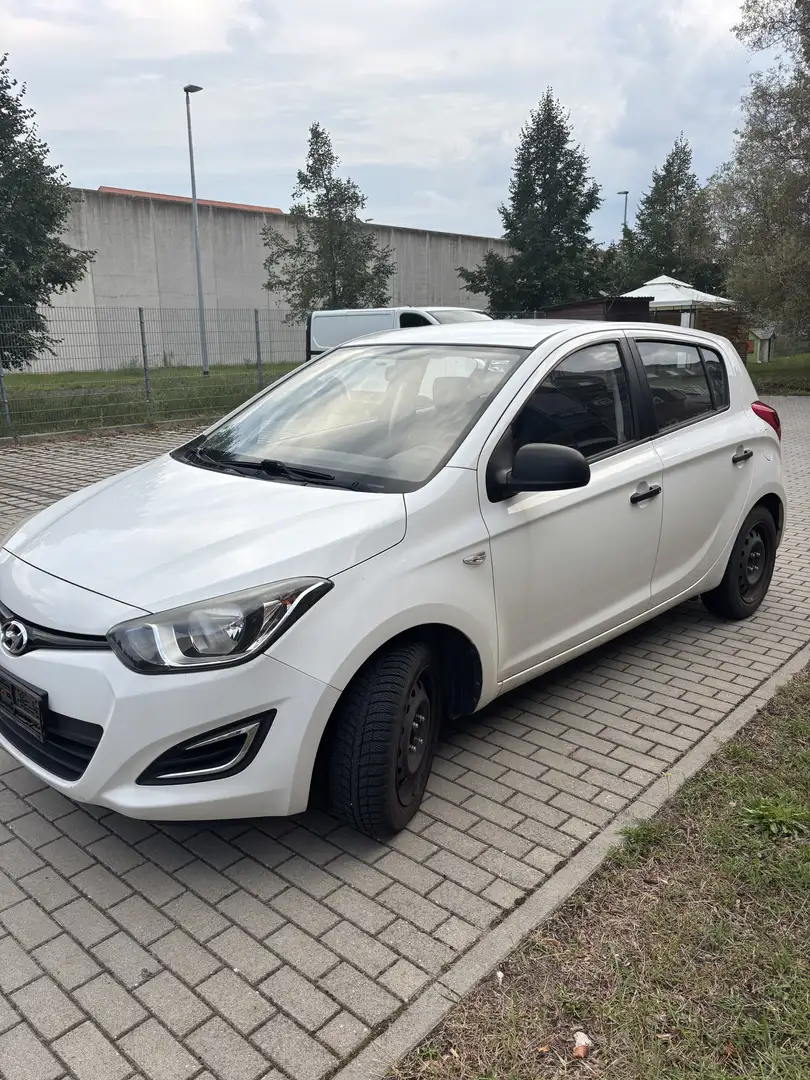 Hyundai i20 FIFA World Cup Edition Weiß - 2