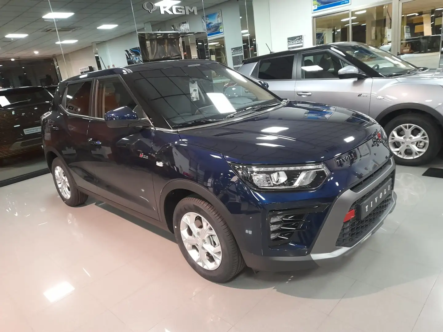 SsangYong Tivoli G15 Urban Plus LP 4x2 Kék - 2