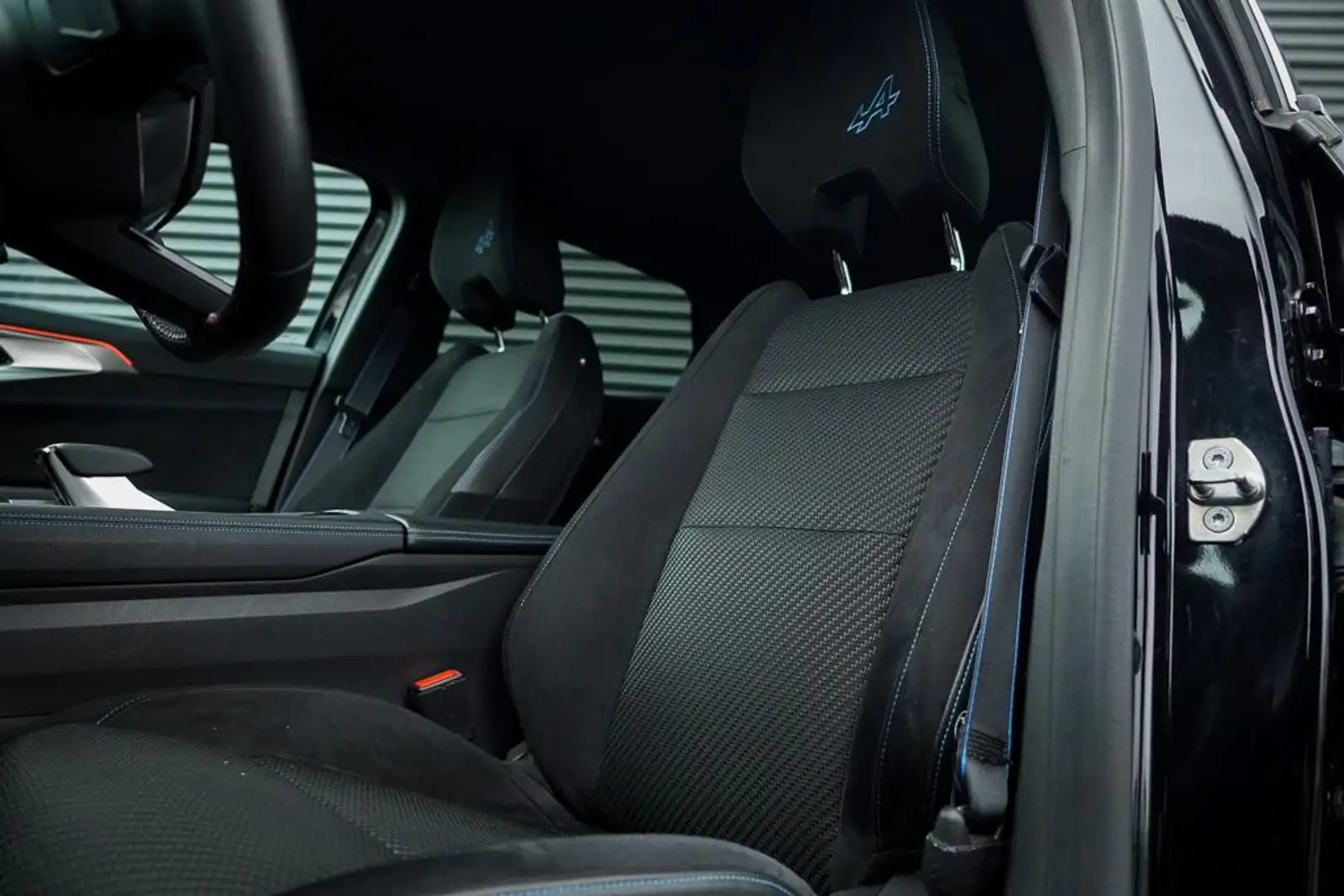 Renault Austral 1.2 E-Tech full hybrid 200 Alpine / Adaptive Cruis Negro - 2