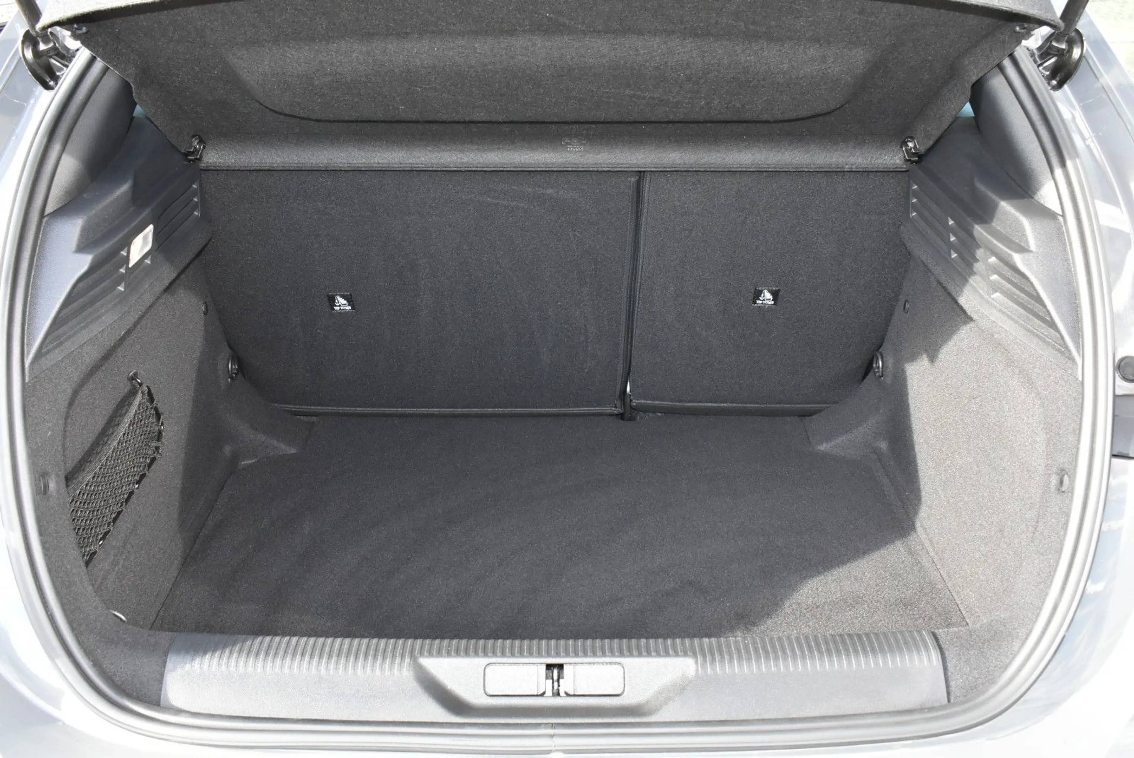 Peugeot 308 Allure Aut. — photo 9