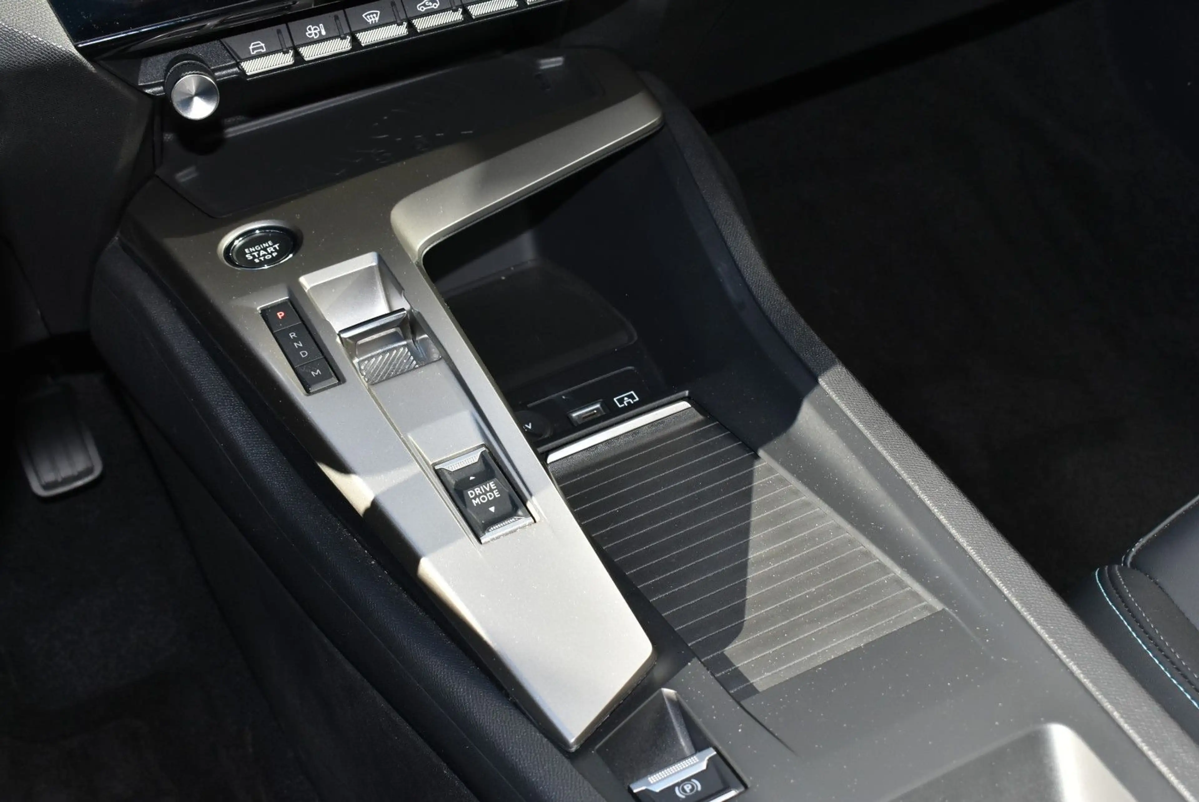 Peugeot 308 Allure Aut. — photo 18