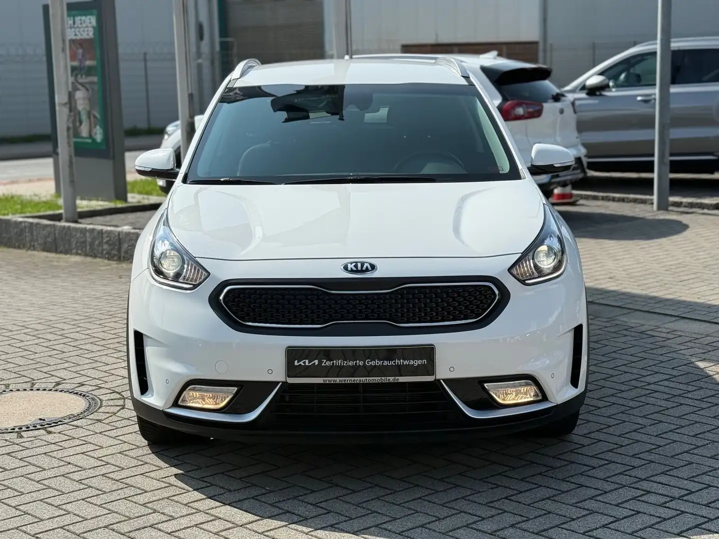 Kia Niro 1.6 Hybrid Spririt ~Navi~BT~Klima~ bijela - 2