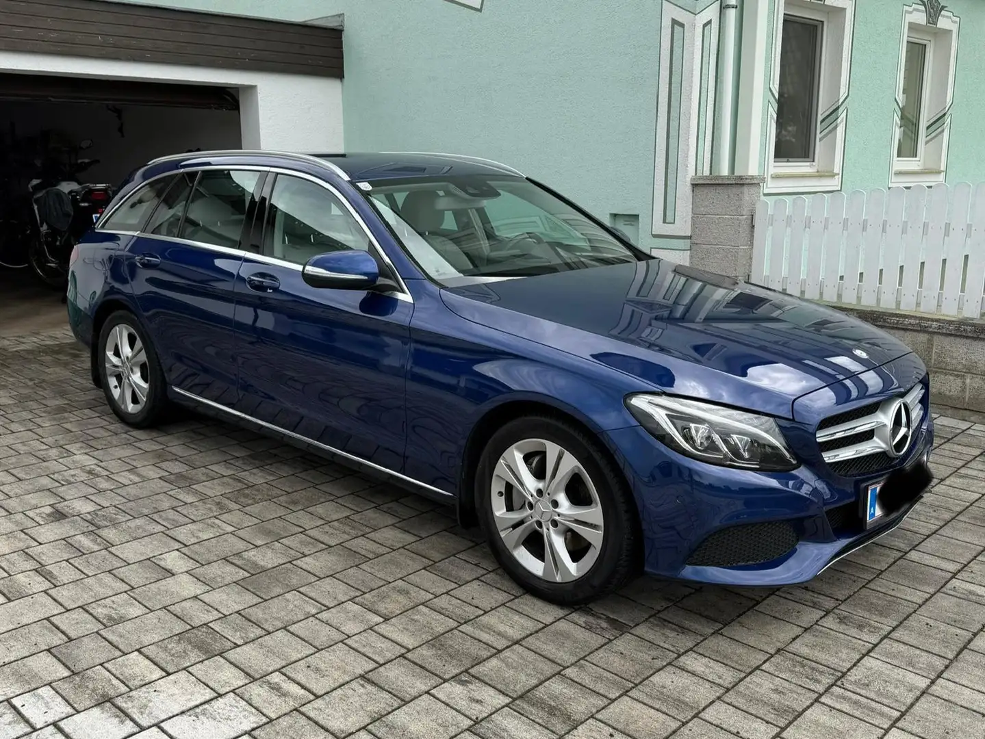 Mercedes-Benz C 250 C 250 T Avantgarde Aut. Avantgarde Blau - 2