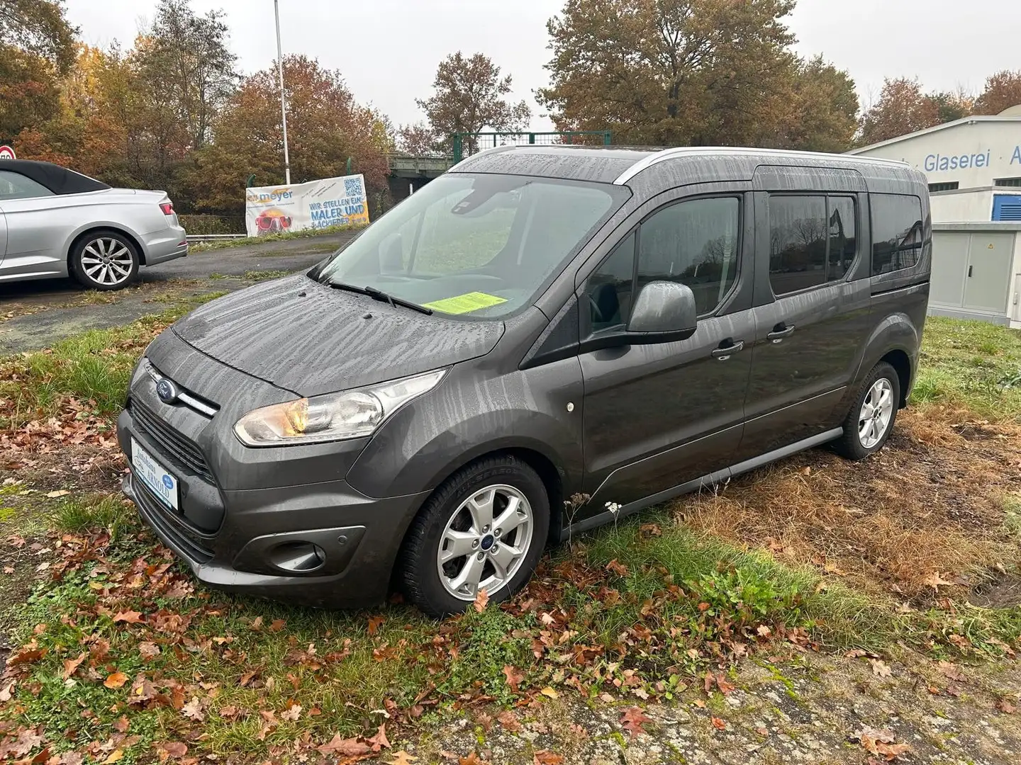Ford Grand Tourneo Connect Titanium Grey - 2