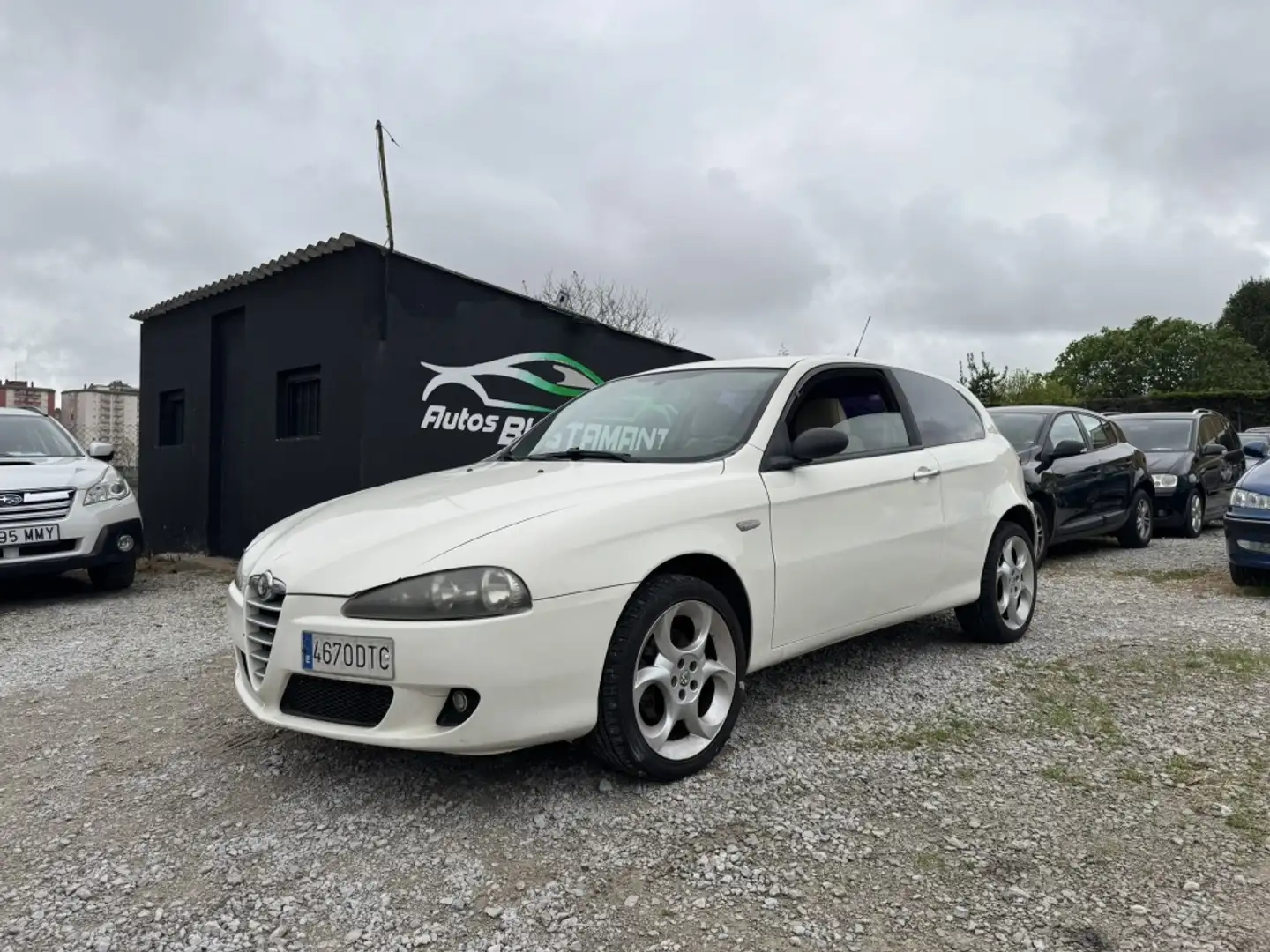 Alfa Romeo 147 1.6 TS Distinctive Bílá - 1