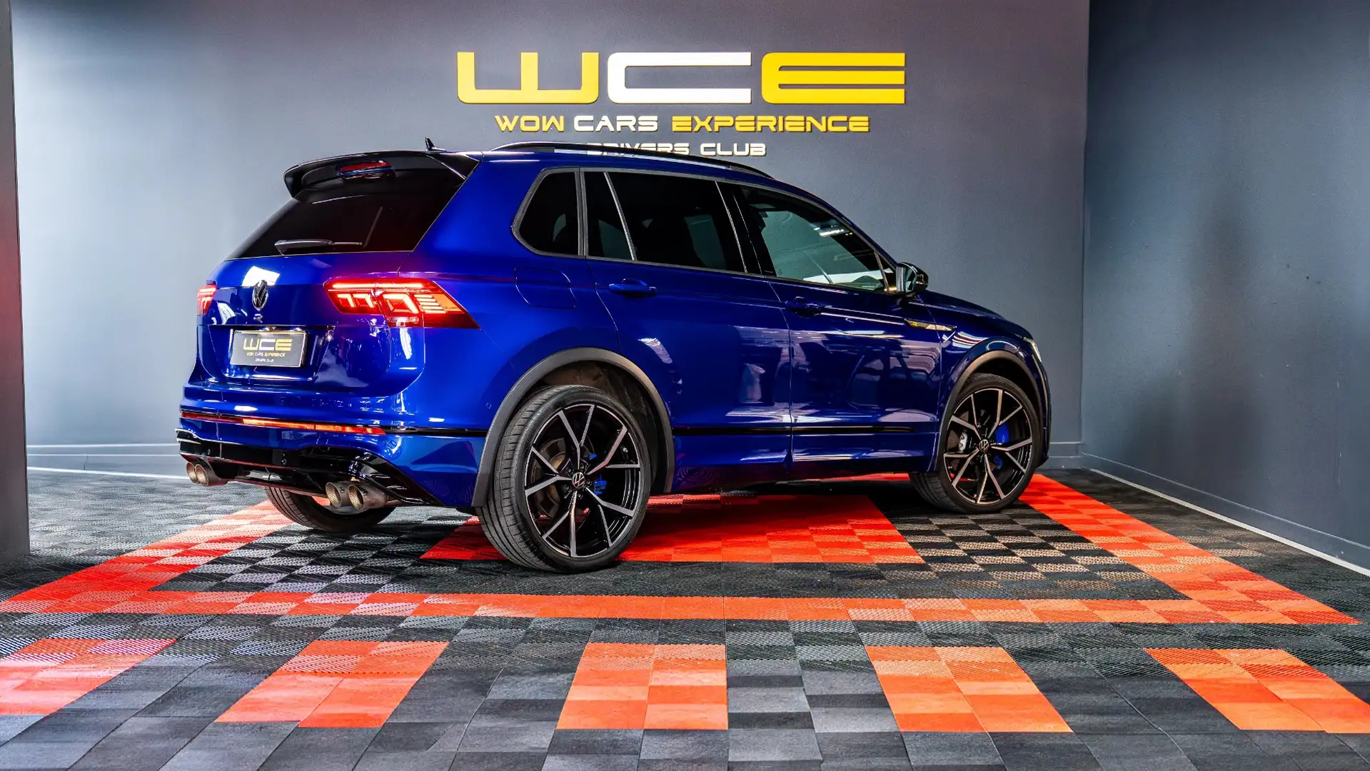 Volkswagen Tiguan 2.0 TSI R 4Motion DSG 235kW Blau - 2