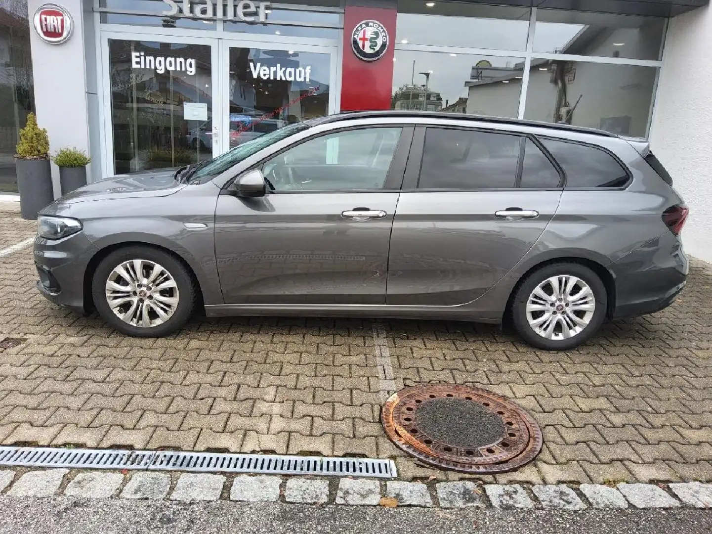 Fiat Tipo Business Grau - 1