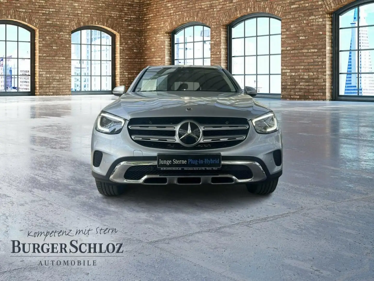 Mercedes-Benz GLC 300 de 4M SpurH SpurW PDC SHZ ACC LED AUT srebrna - 2