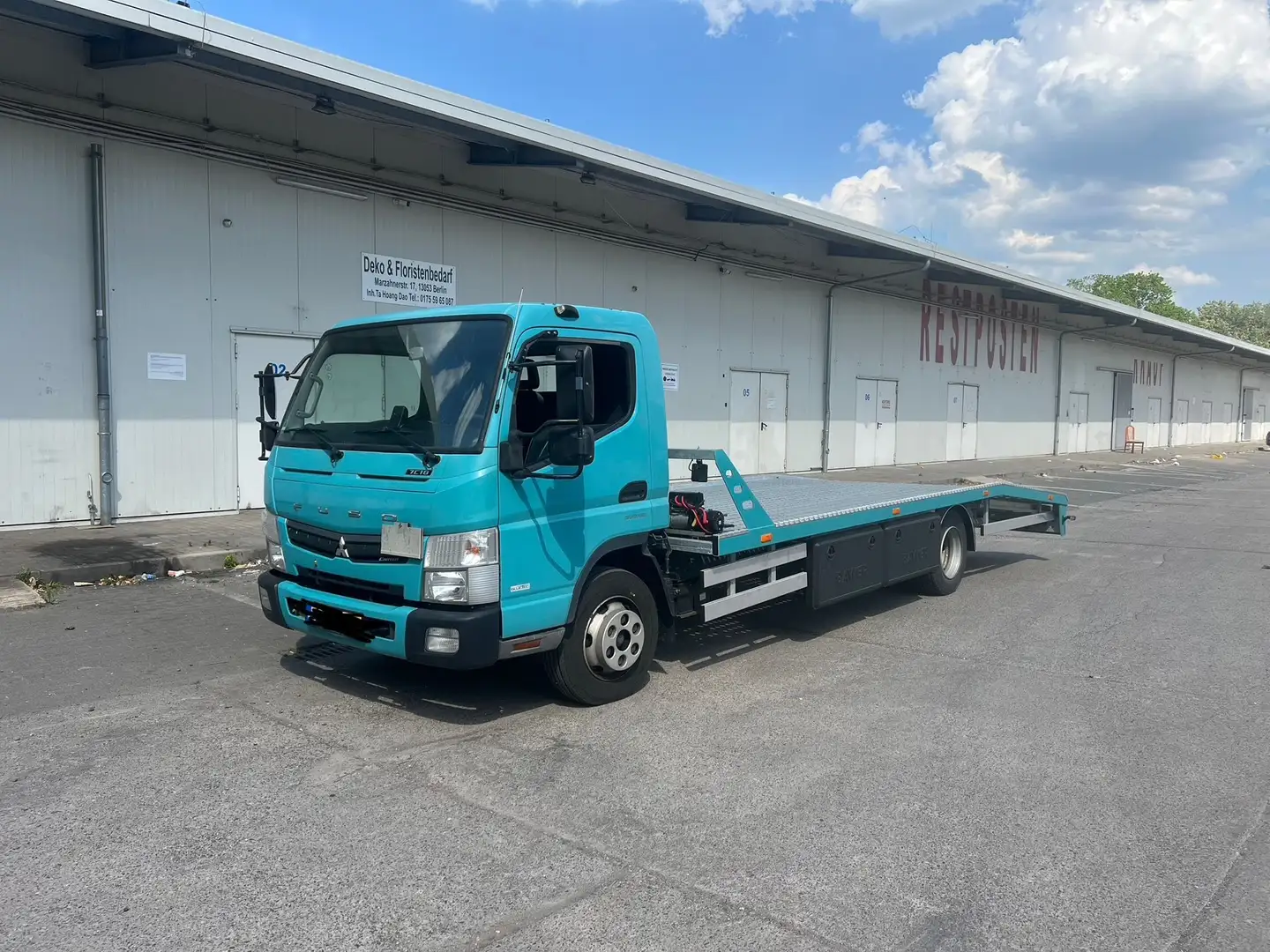 Mitsubishi Canter Fuso Abschleppwagen Grün - 2